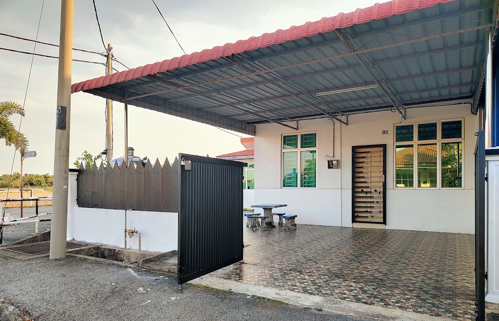 HUSNA Homestay 2