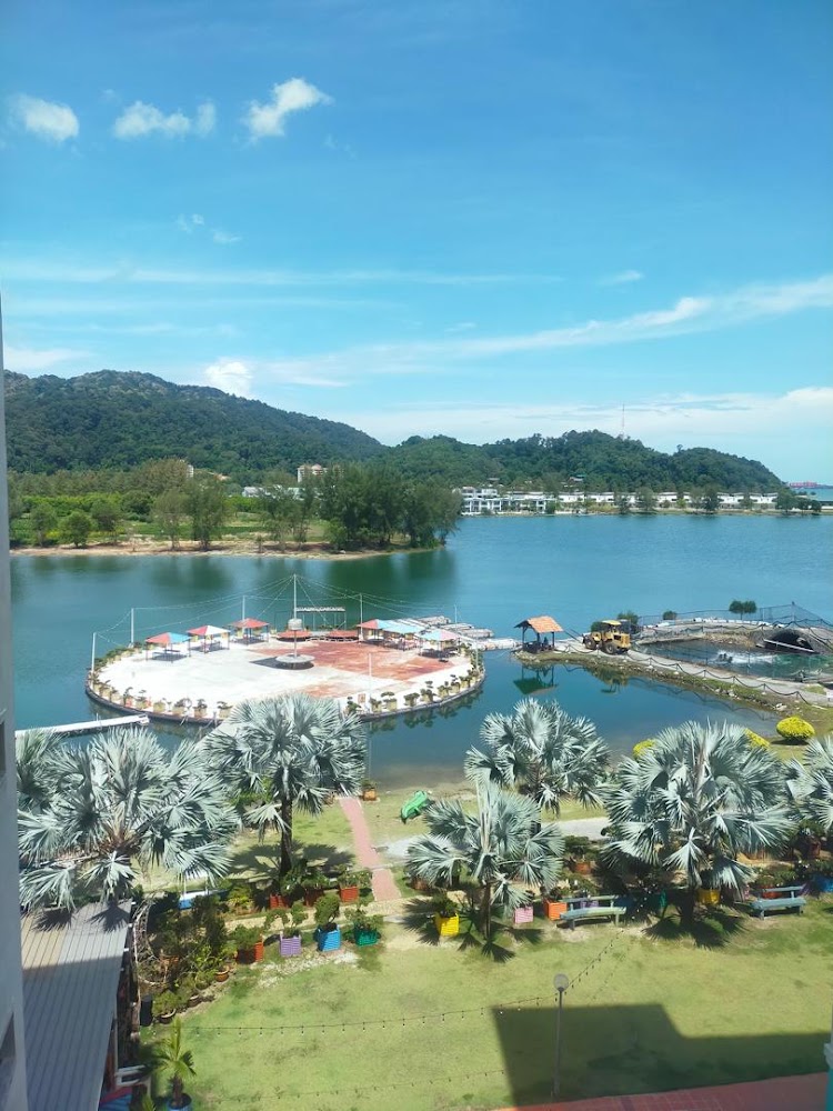 Silver Place Homestay Marina Island Lumut