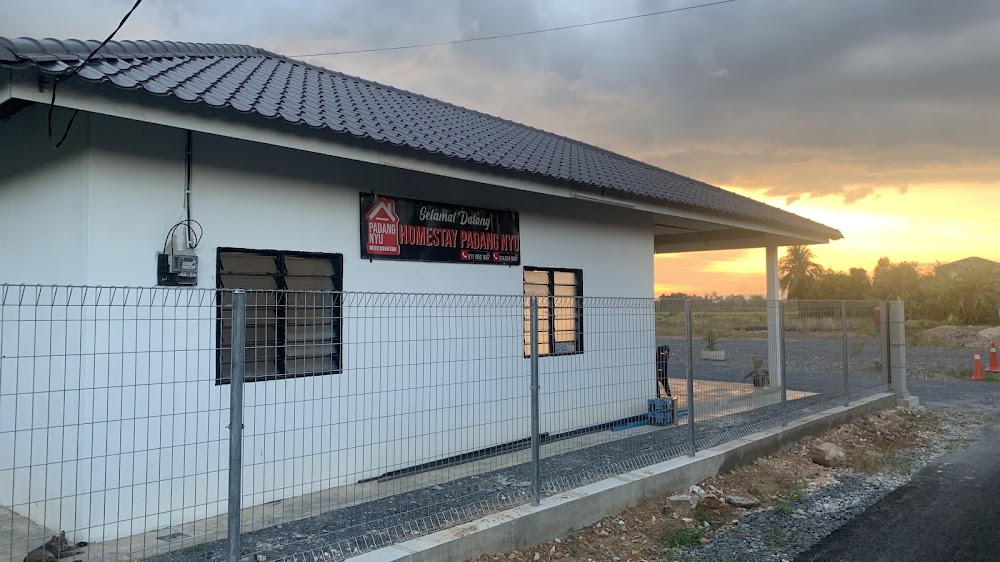 HOMESTAY PADANG NYU