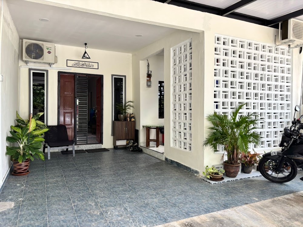 ArRizqin Homestay Taman Bunga Raya