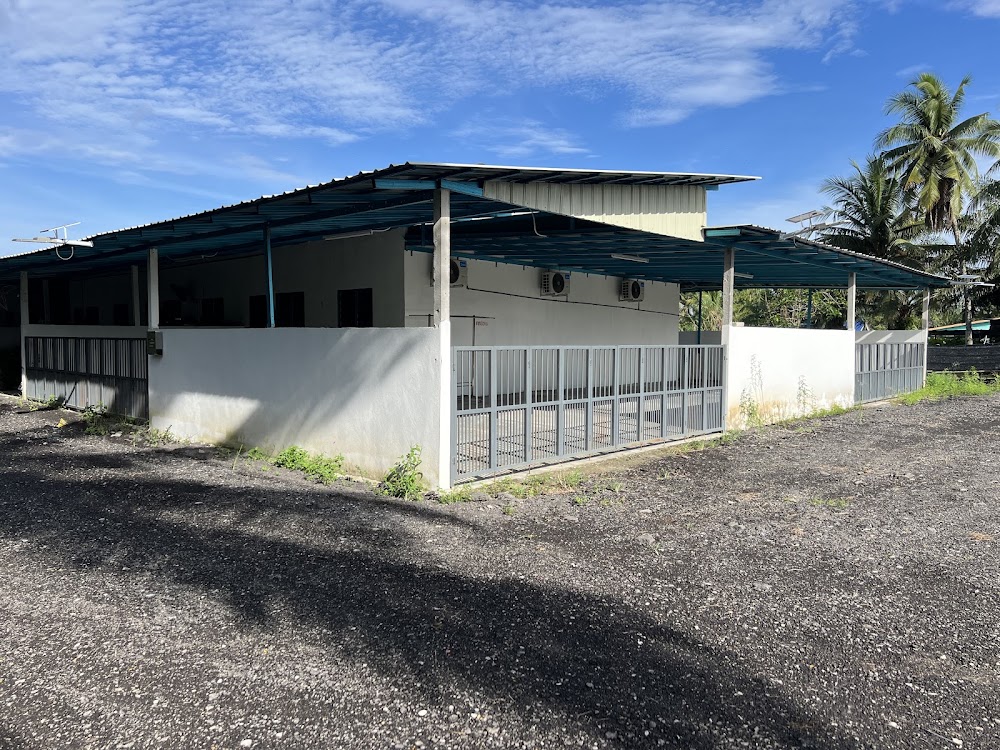CK HOMESTAY & RUMAH SEWA PARIT BUNTAR PERAK