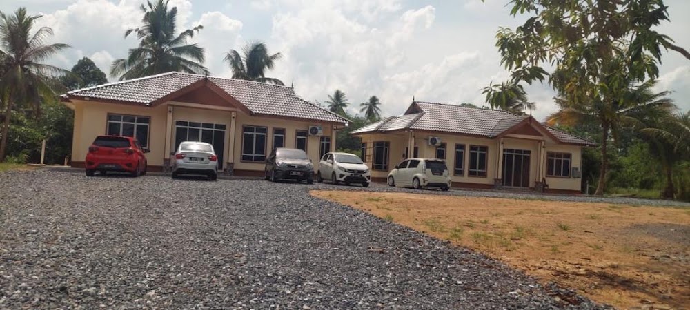 Azharina Homestay