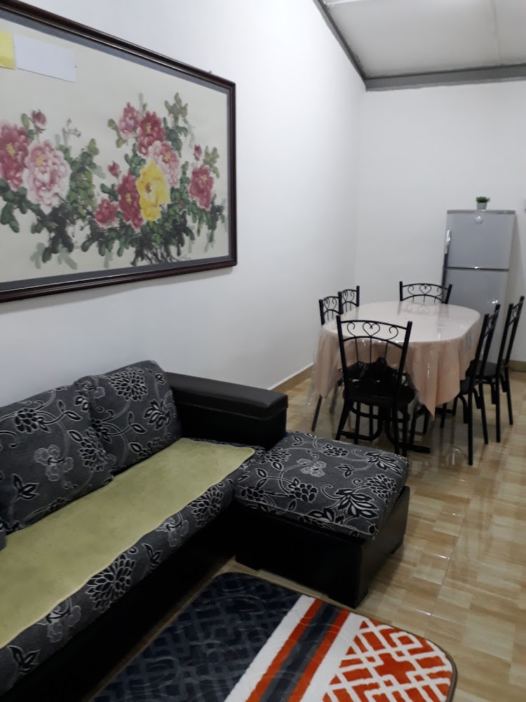 Aina Homestay Pantai Remis