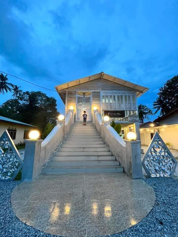 The Balik Pulau Inn Farmstay/The Silverhouse Balik pulau