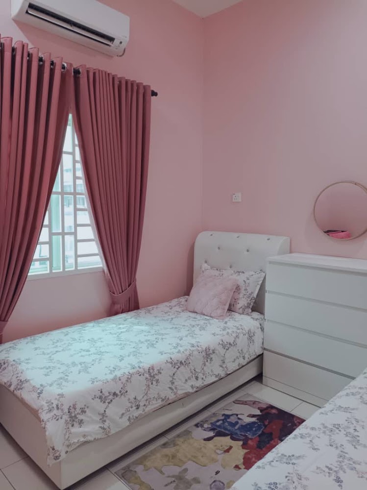 Aisy Homestay