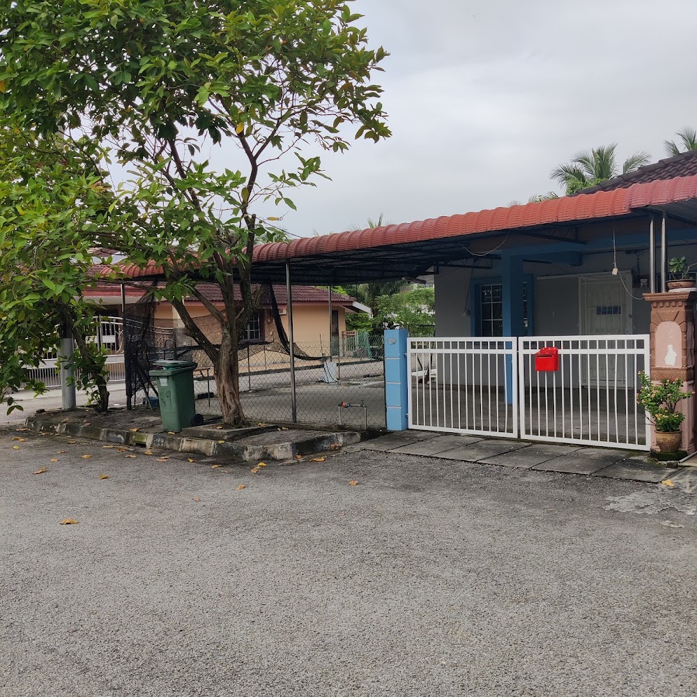 HYZ Homestay Batu Kawan