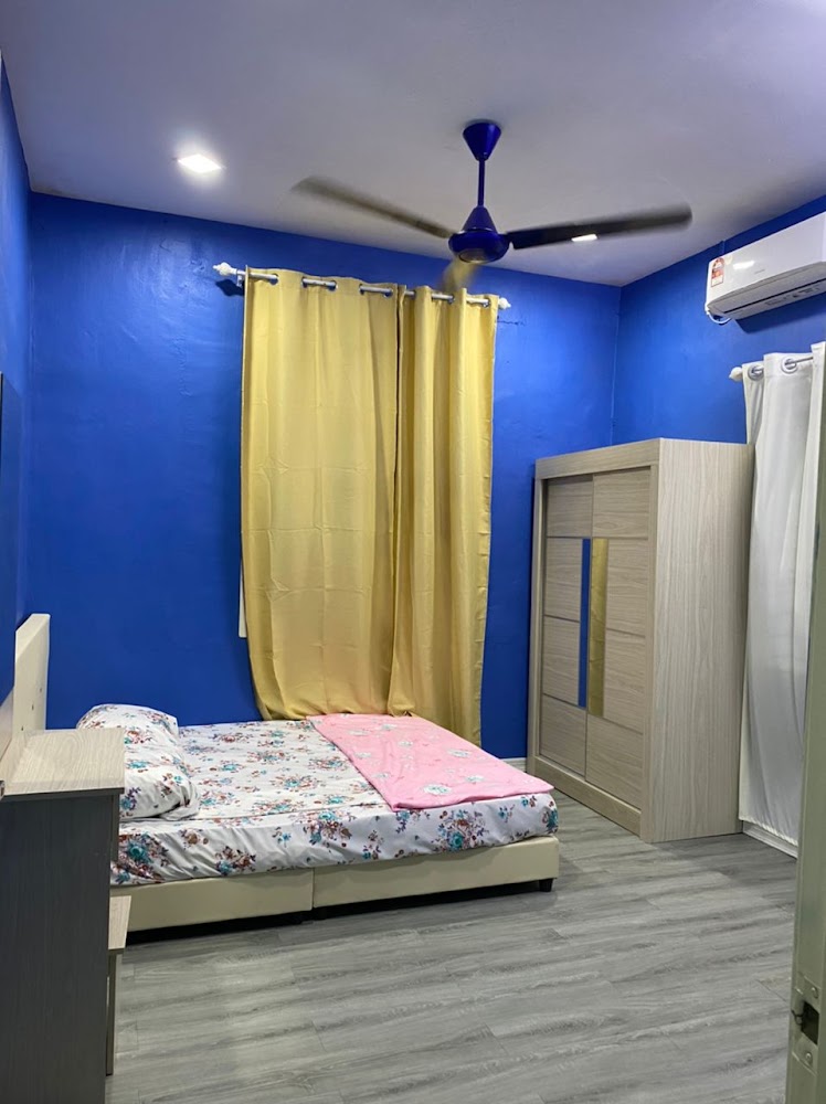 D`100 Homestay Kulim