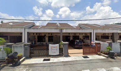 Lumut - LAYYINA HOMESTAY