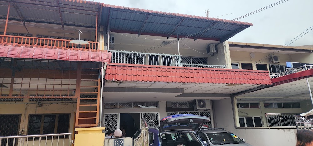 Gather Here in 62 @ Town Center Homestay