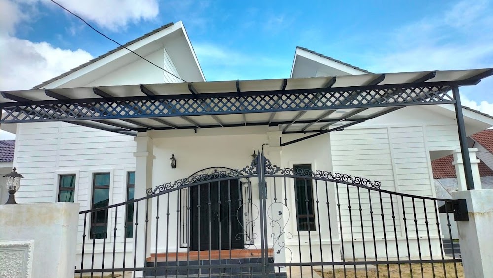 D'One House