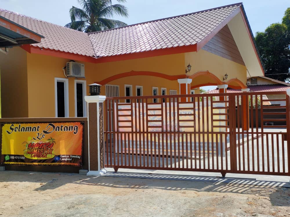 HANIZA HOMESTAY