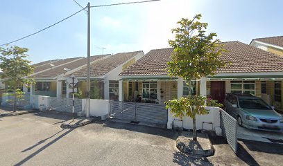 Azra Homestay