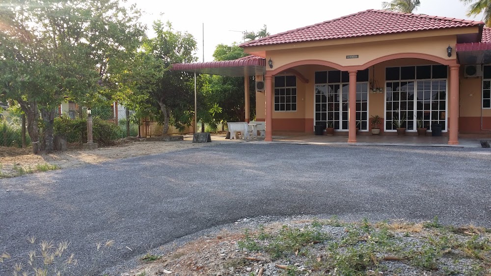 Azi Homestay