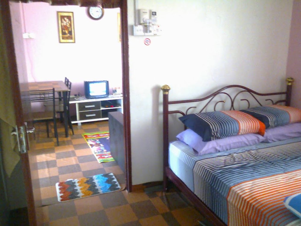 Anis Muslim Homestay