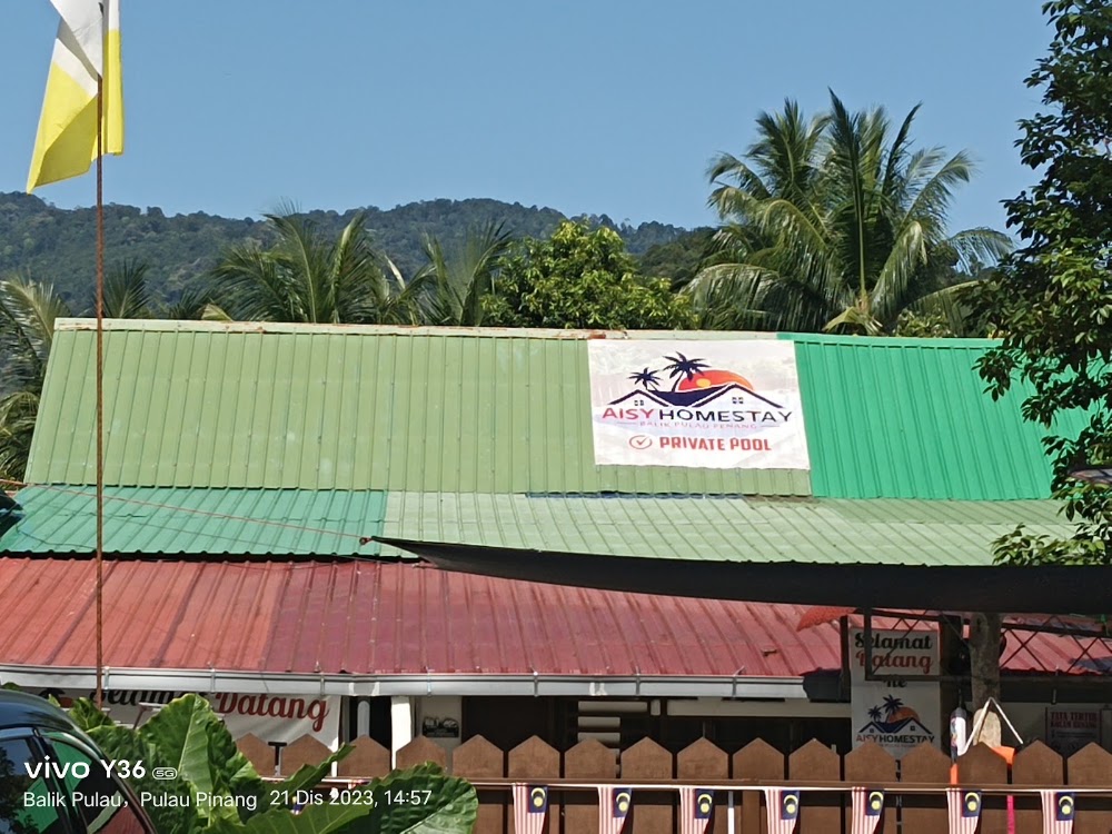 AISY HOMESTAY BALIK PULAU