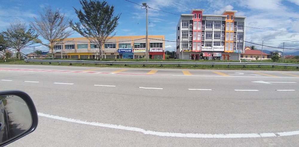 HOMESTAY ABANG TAPAH ROAD ( BERSIH DAN SELESA) Depan UITM TAPAH