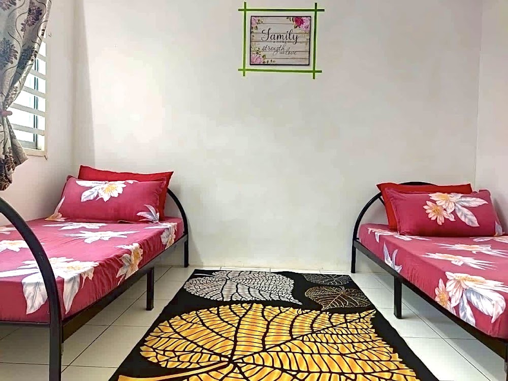 D'Putra HR Homestay