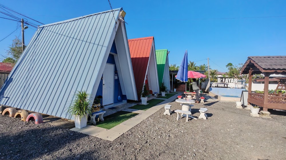 D'Layar Cottage & Homestay