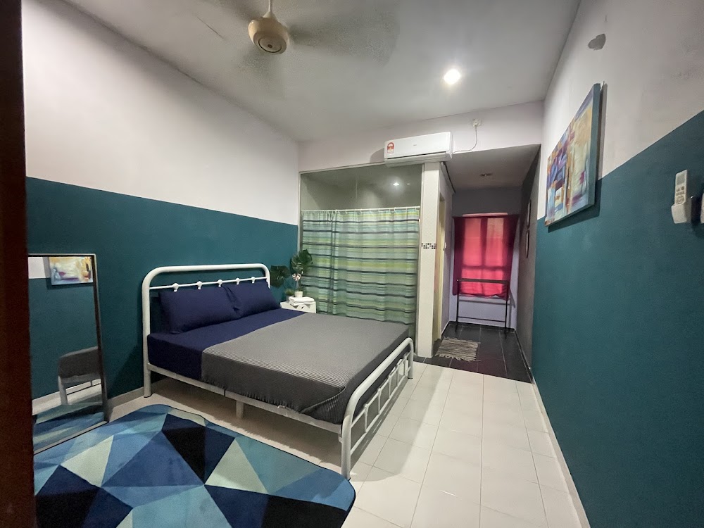 Homestay Rumah Pintu Kuning