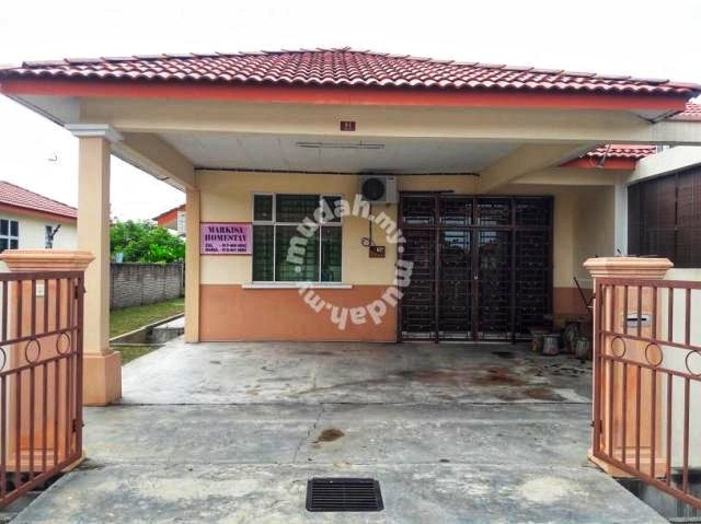 MARKISA HOMESTAY 51