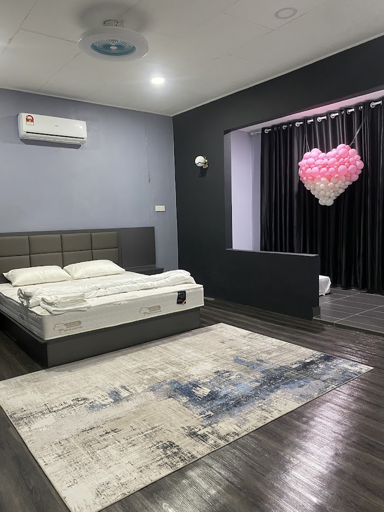 ECONO HOMESTAY
