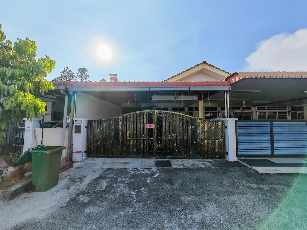 Luqman Homestay (Teluk Ipil)