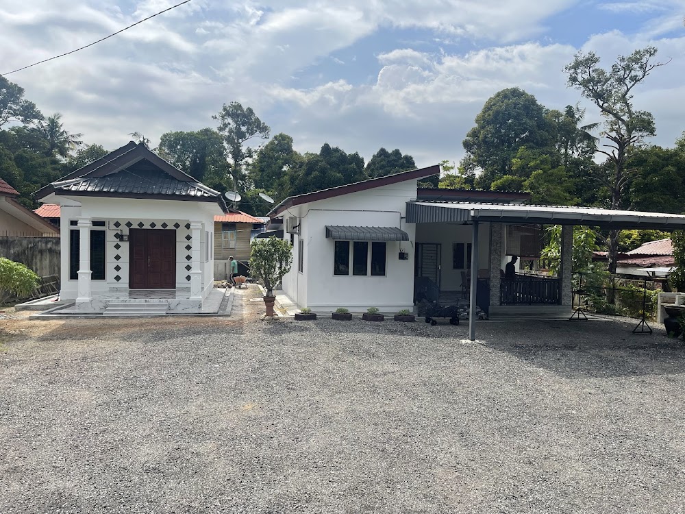 TERATAK HAZIQ HOMESTAY, SLIM RIVER