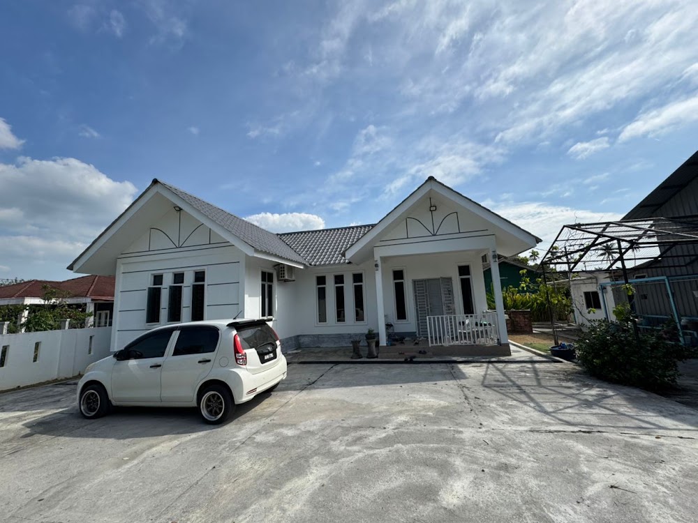 PADDY FIELD WHITE HOUSE LANGKAWI
