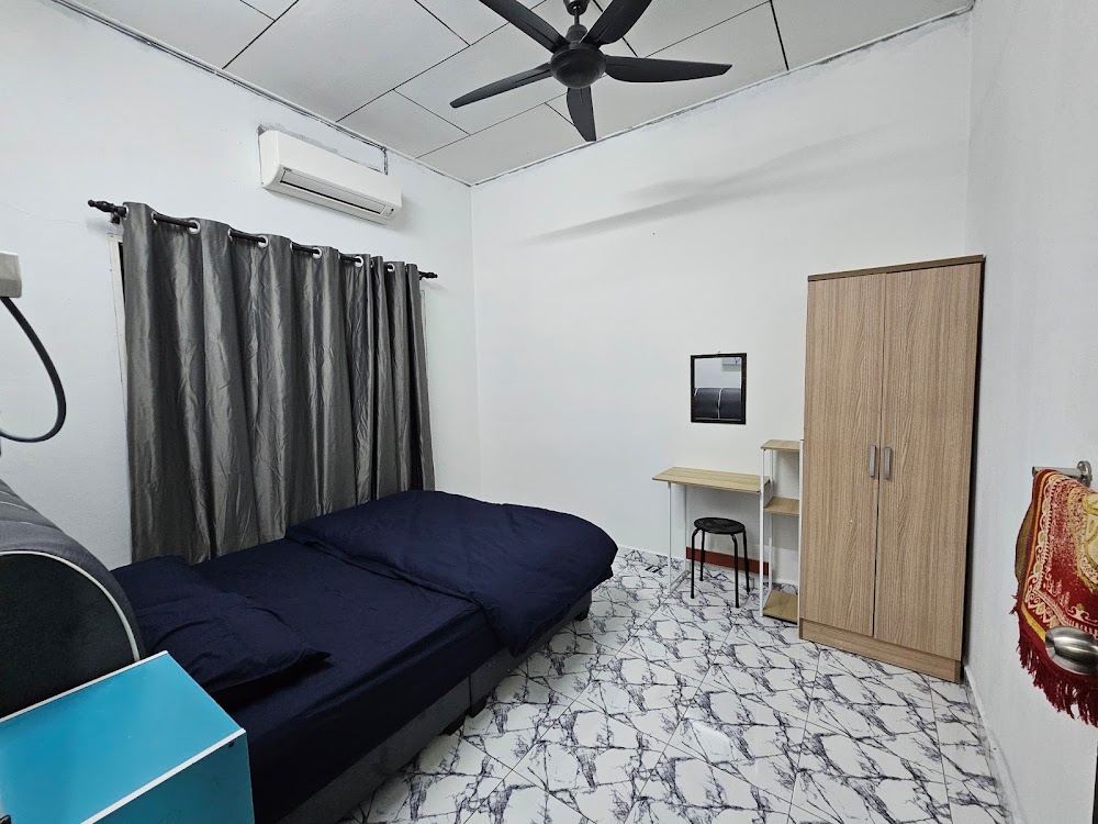 Homestay Una Kangar