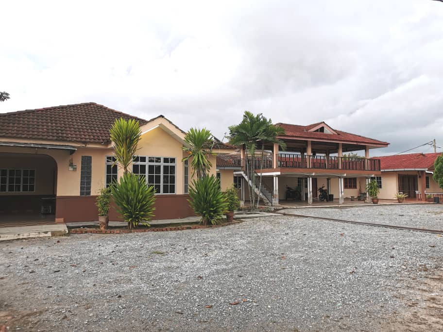 Homestay Pak Teh (Sg. Siput U) - Muslim Only