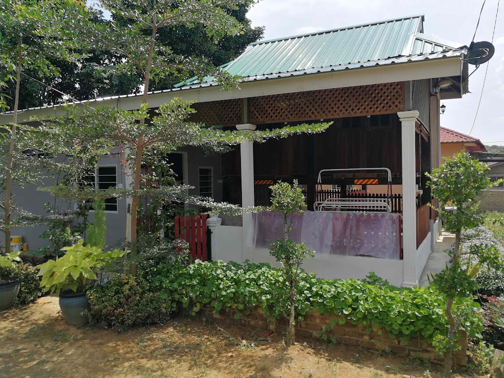 Qistina Homestay baling with private pool