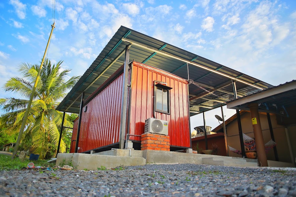 Padang Besar Red Cabin Roomstay